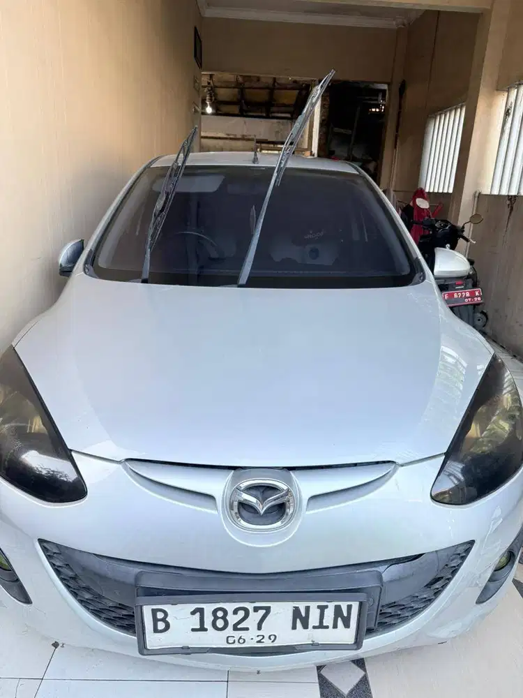 Mazda 2 S 2011 Manual 1500 cc