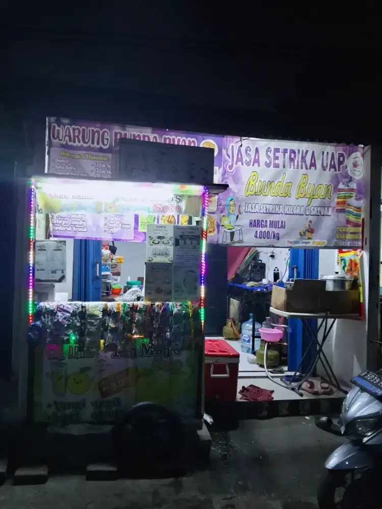 DI CARI PENJAGA WARUNG MINUMAN DAN CEMILAN