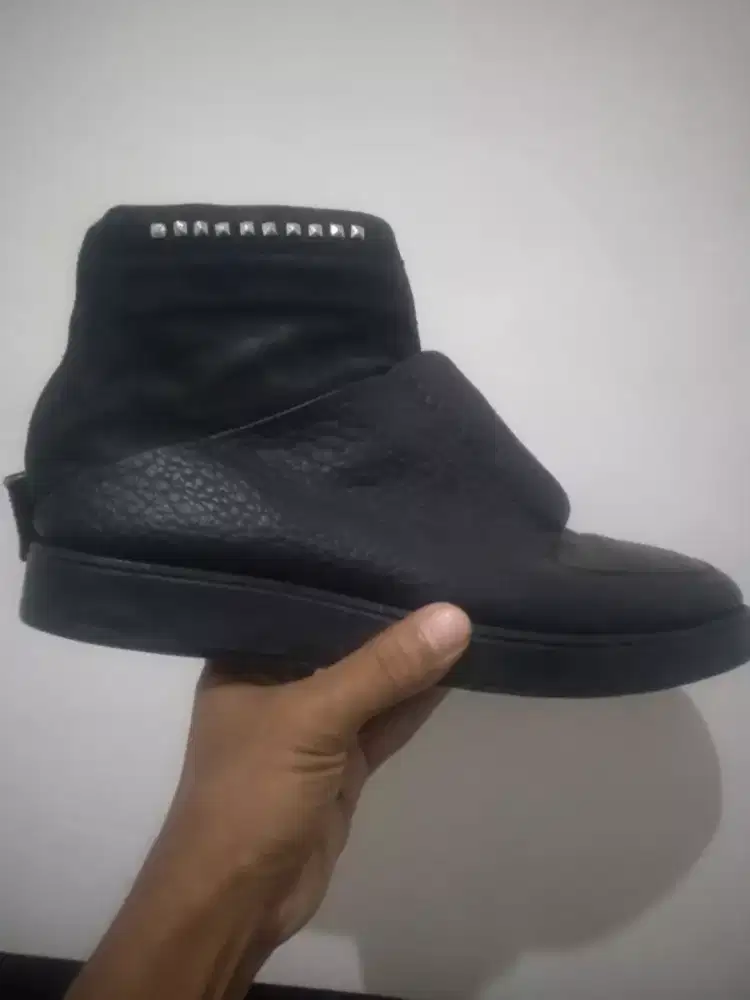 sepatu calvin klein