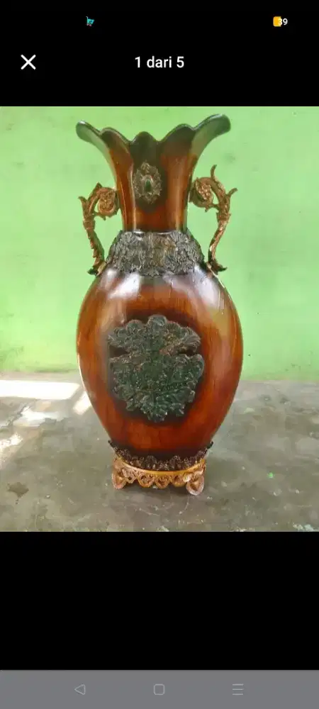 guci antik , cantik