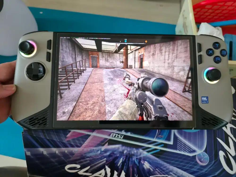 Msi claw 8ai+ 32GB /1TB handheld gaming