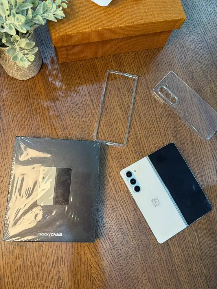 Samsung z fold 5 12/246