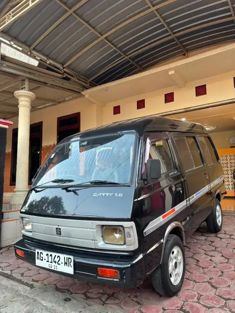 Susuki carry 1.0 th 2004