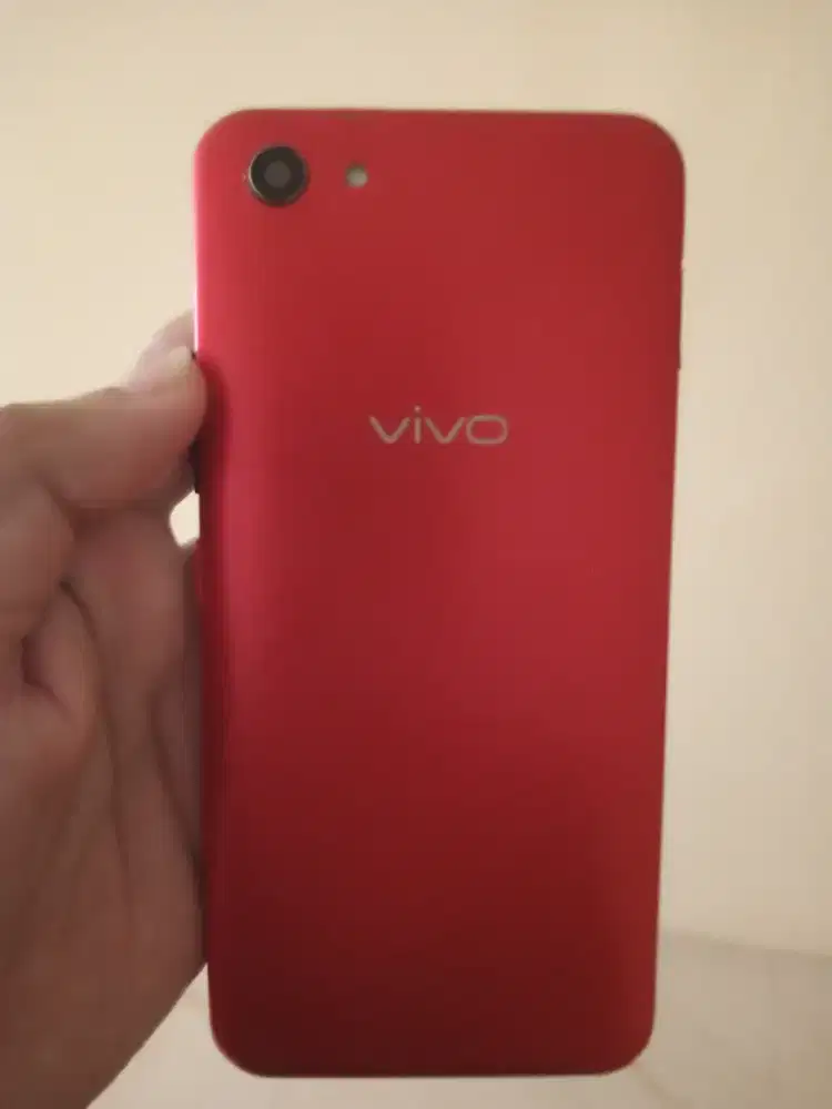 Dijual HP Vivo Y81