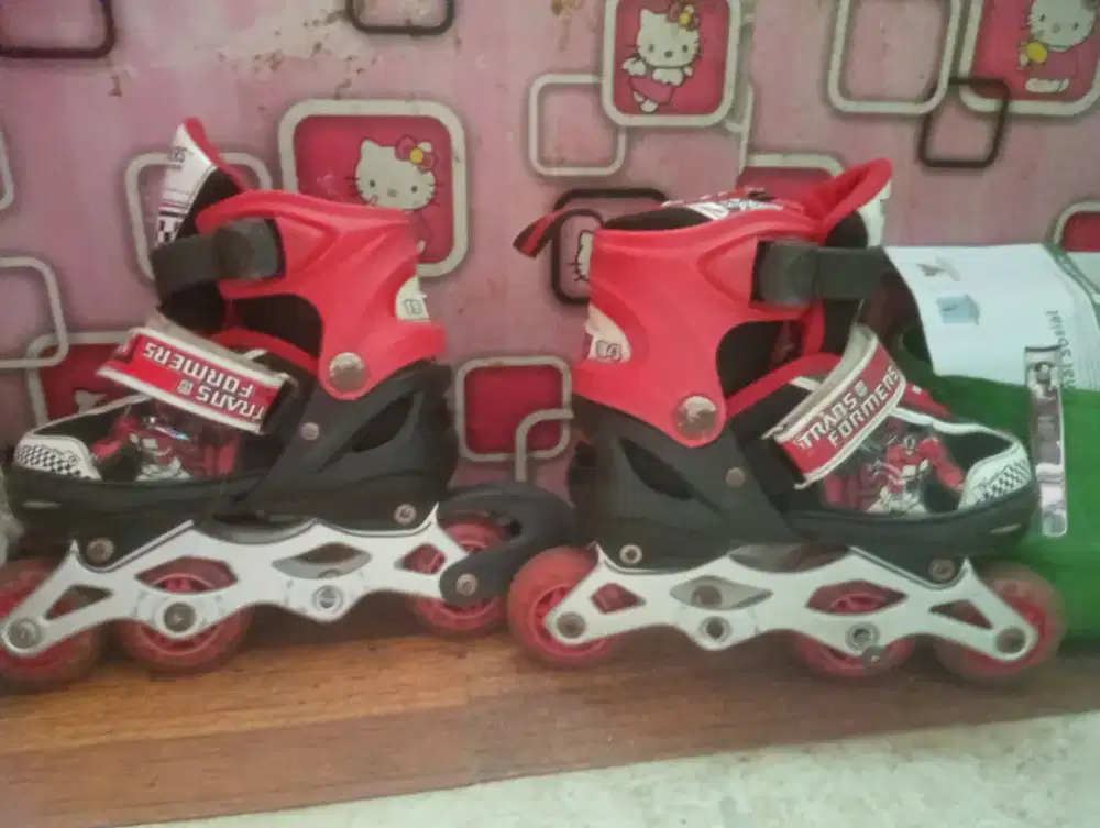 Sepatu roda anak