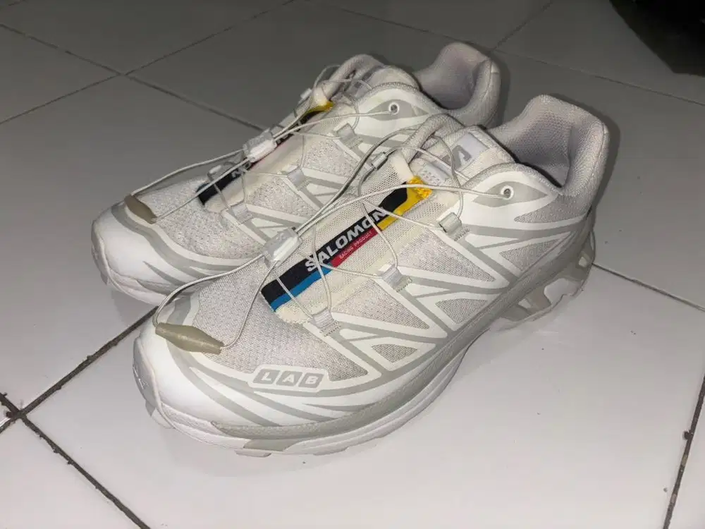 Salomon XT6 white lunar rock