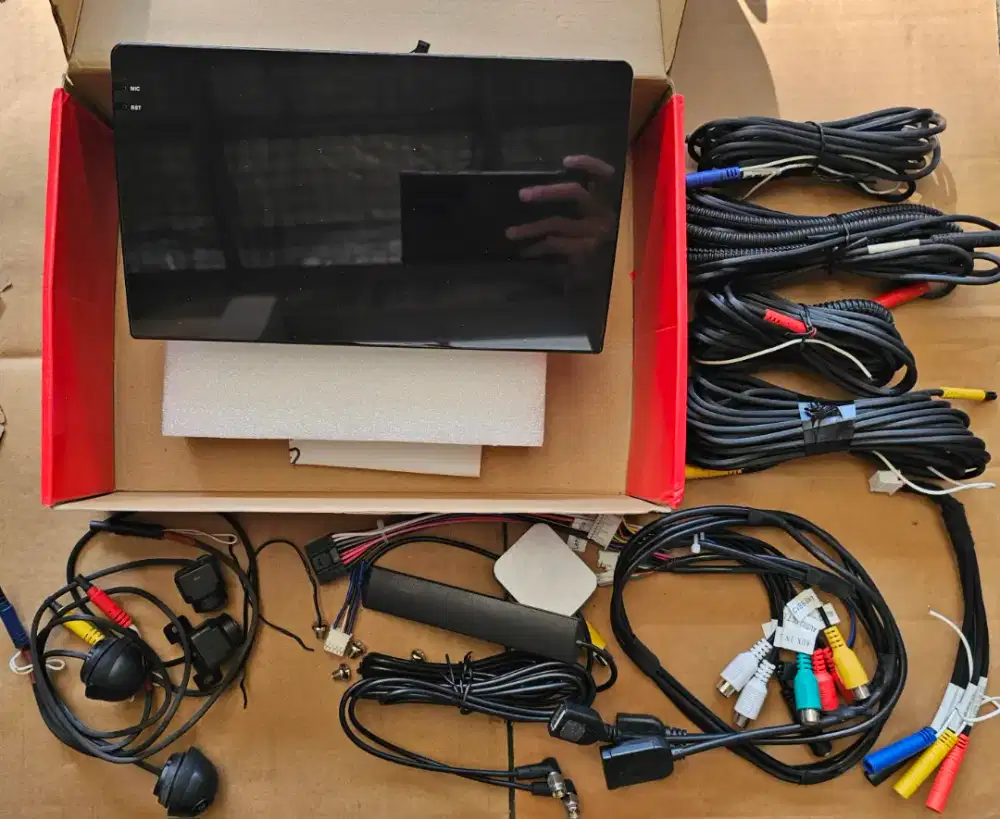 Jual Cepat Audio Headunit Android 9 inch High End 8/256GB Camera 260