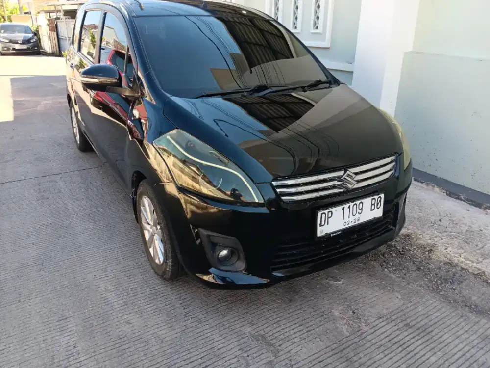 Dijual Mobil Suzuki Ertiga GX Manual Thn 2013 pribadi mulus
