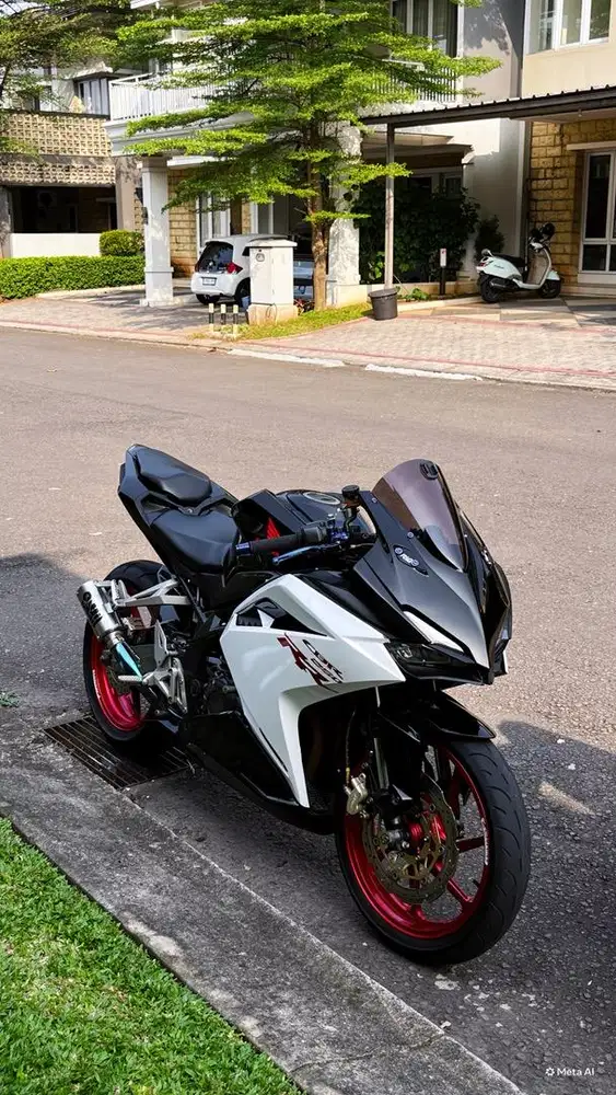 CBR250RR Black Freedom 2020