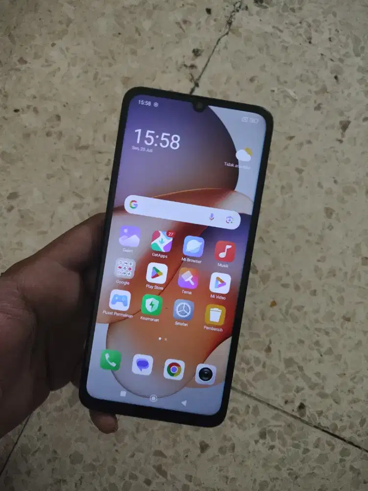 Handphone redmi 13C Ram 8/256