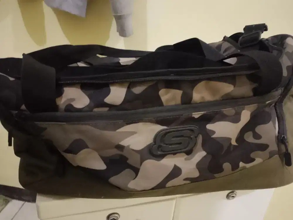 Tas Camo Skechers