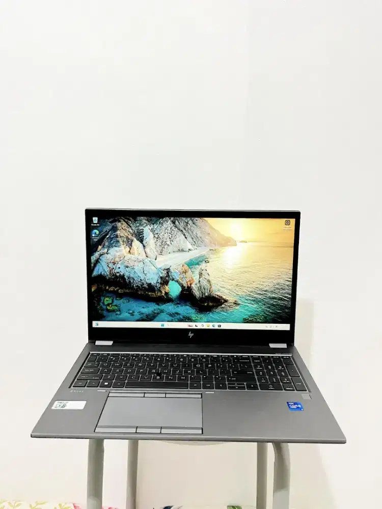 Laptop second magang BUMN