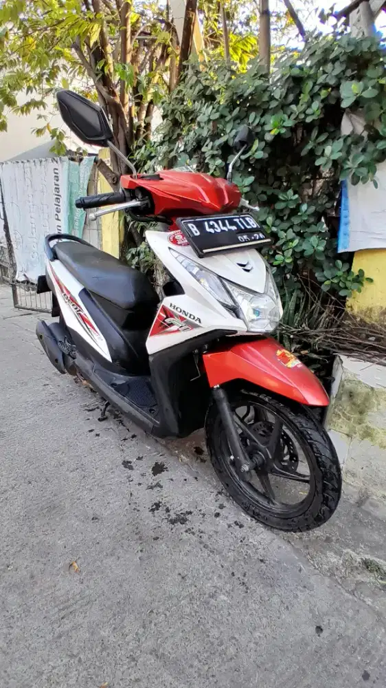 Bismillah jual honda beat esp thn 2015