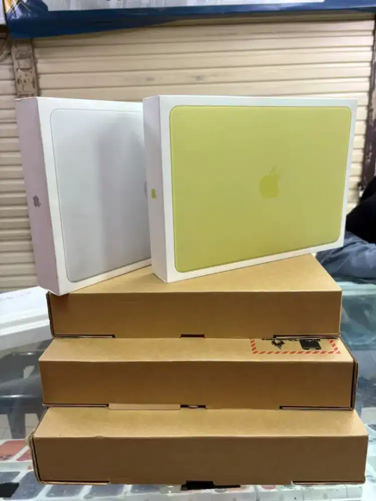 MacBooK Neo 8/256 garansi resmi terima jual/beli hp second