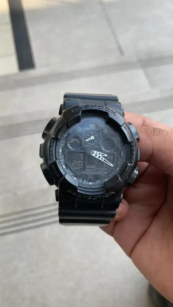 Jam tangan G-Shock GA-100