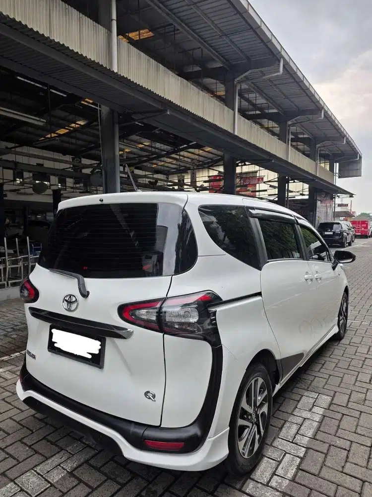 Toyota Sienta 2016 Bensin