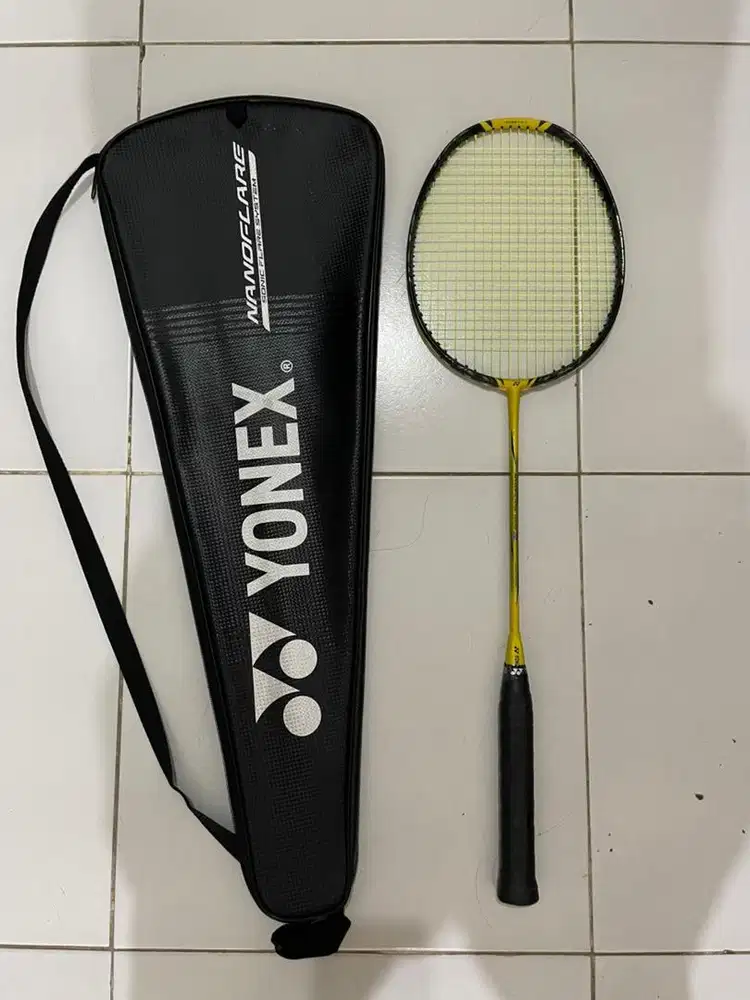 Dijual raket YONEX Nanoflare 1000 pro, MULUS 99%, ORIGINAL, nego tipis