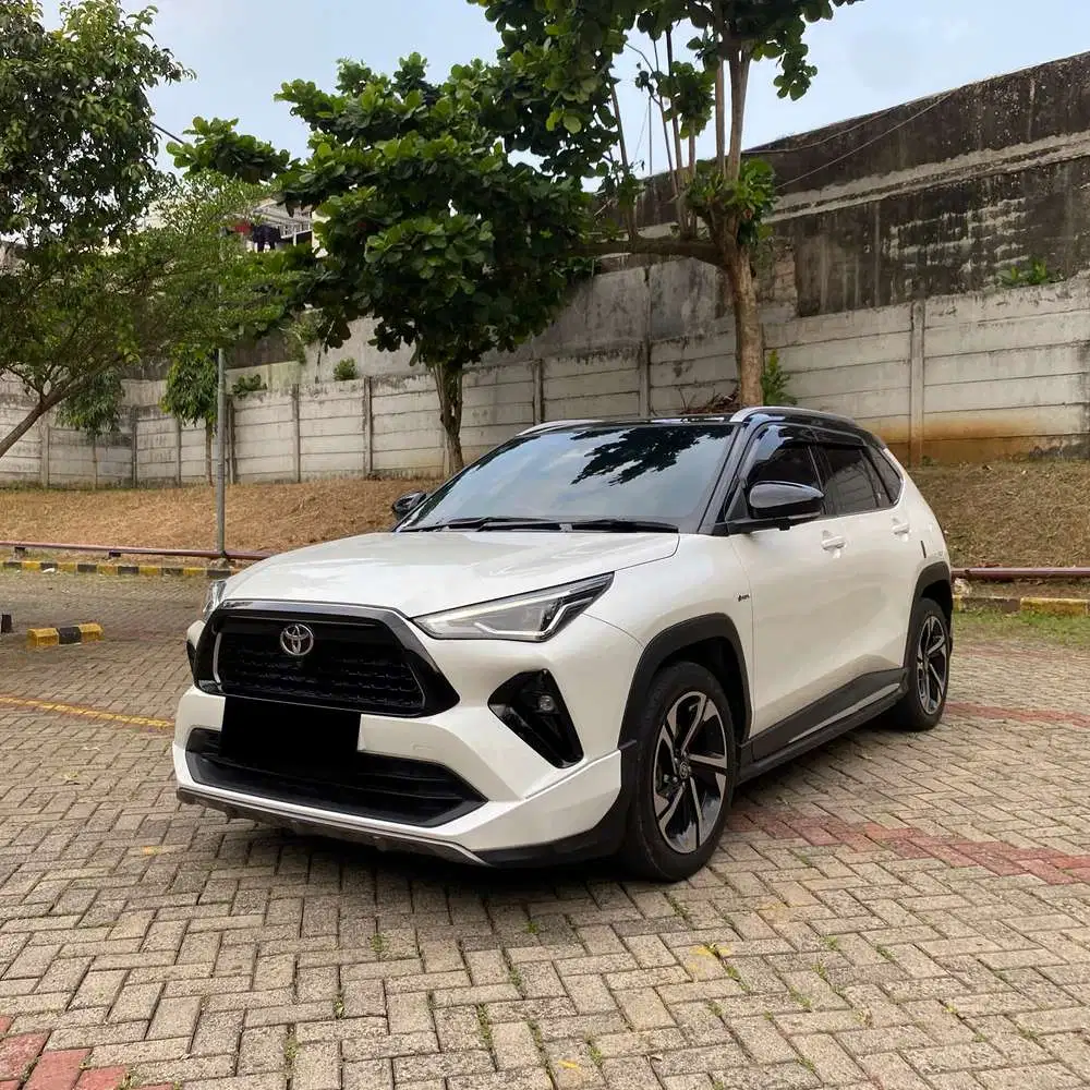Toyota Yaris Cross 1.5 S GR Hybrid Two Tone Thn 2023