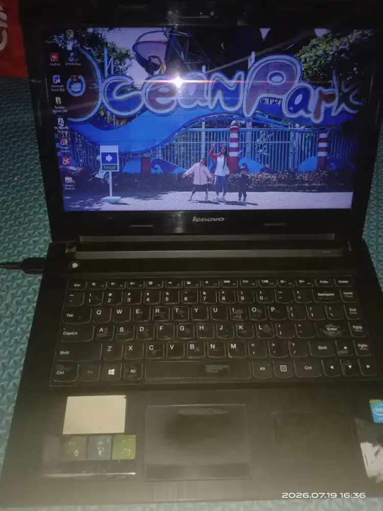 Dijual Laptop Lenovo G40-80 Ram 4gb, Internal 500gb (NEGO)