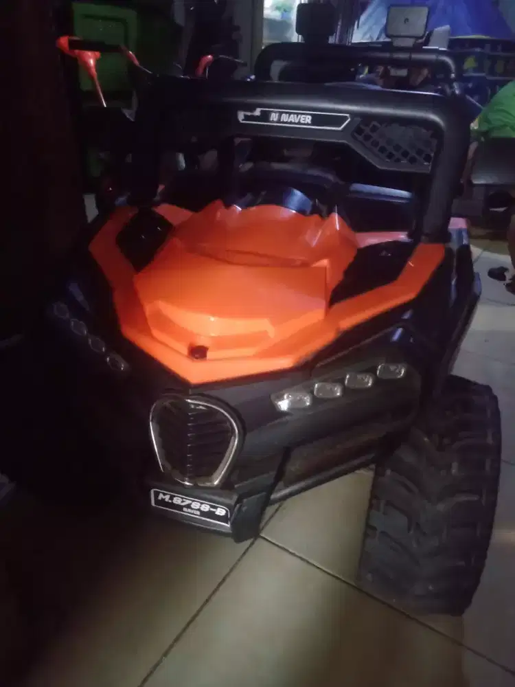 Mobil anak aki untuk anak umur 3 Samapi 6 tahun