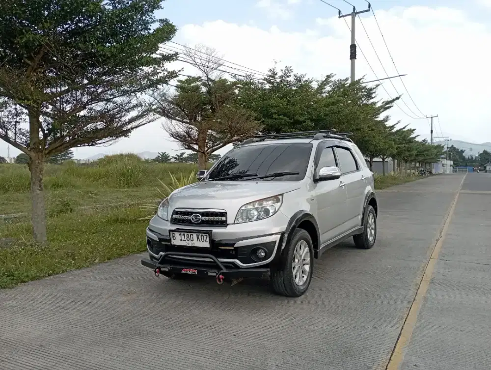Daihatsu Terios TX ADVENTUR matic dp 5 jt