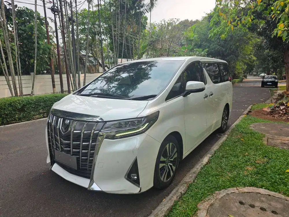 Toyota Alphard 2021 Bensin