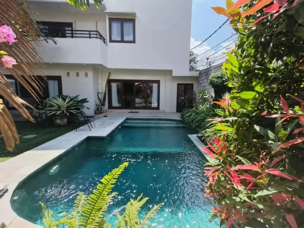 Fully Furnished Villa Near Batu Belig and Petitenget Beach