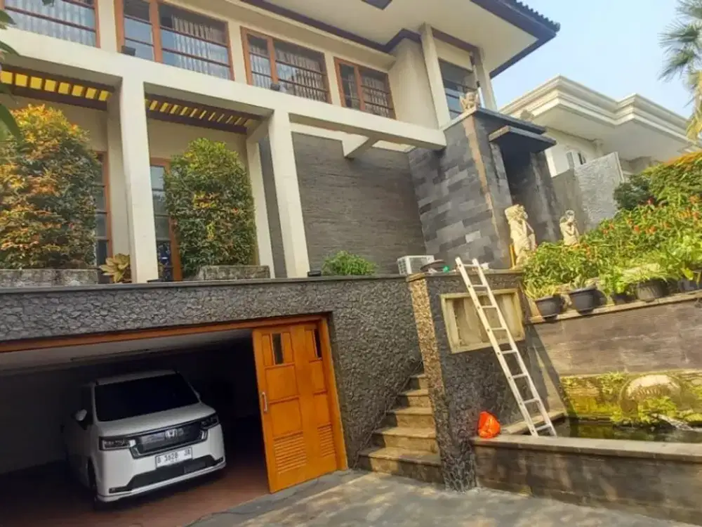 Rumah Cantik Cluster Sanur di Bukit Gading Villa  Kelapa gading