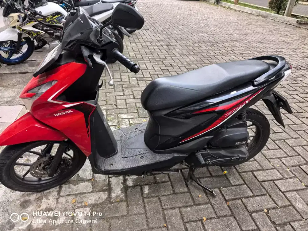 Honda beat 2024 merah hitam