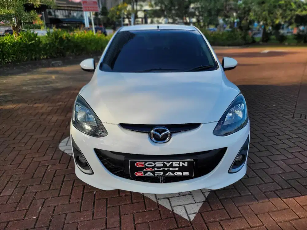 MAZDA 2 R AT 2014 SIAP PAKAI