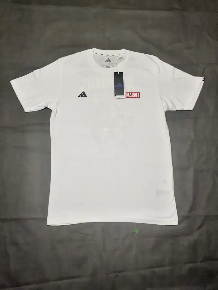 Kaos Adidas x Marvel