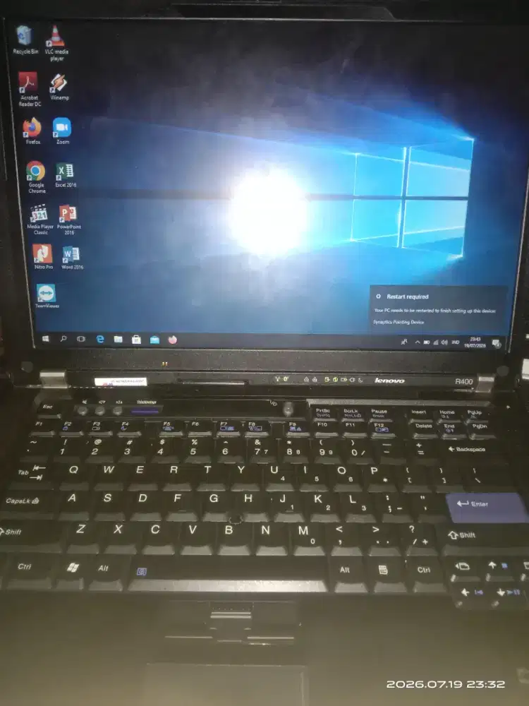Dijual laptop lenovo R400, Ram 4 gb, hdd 232 gb, windows 10 (NEGO)