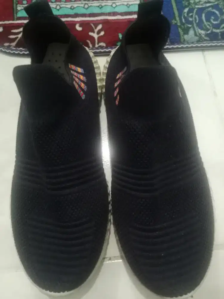 Sepatu cewek bekas