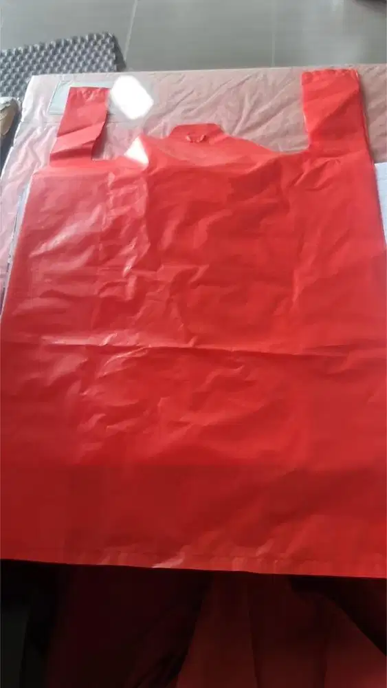 Kantong plastik los merah ukuran 35cm 1kg