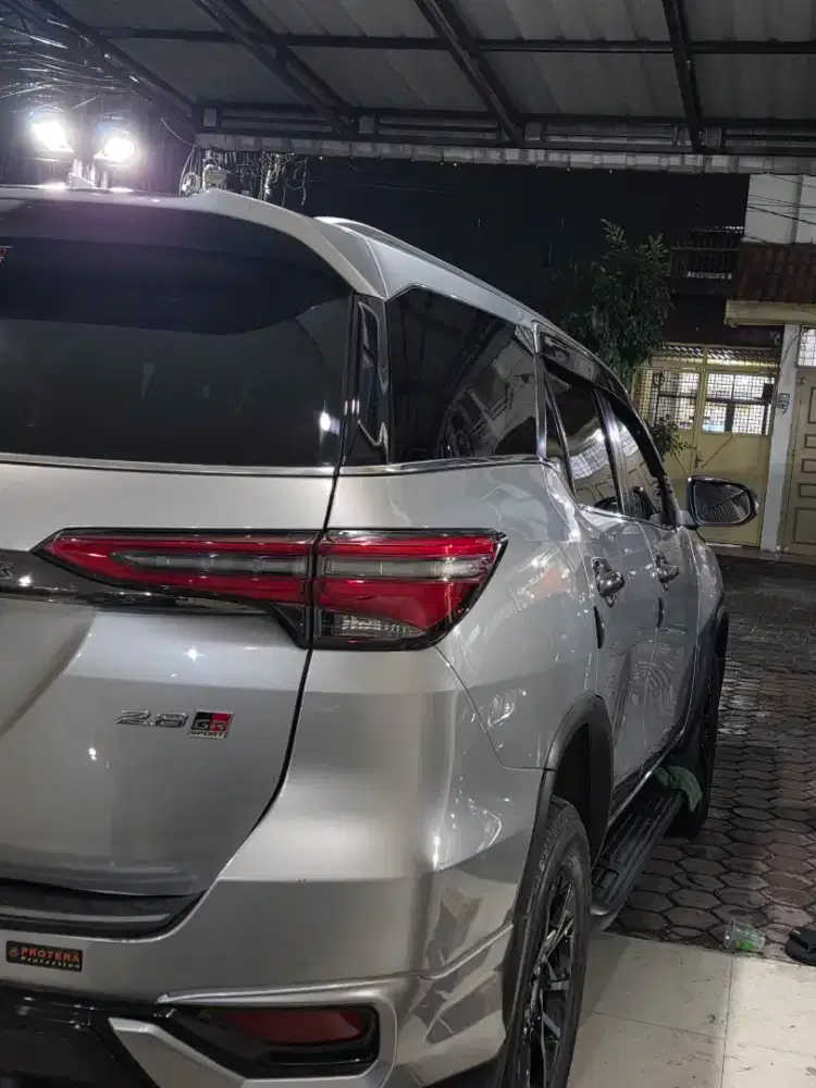 Toyota Fortuner GR 2022