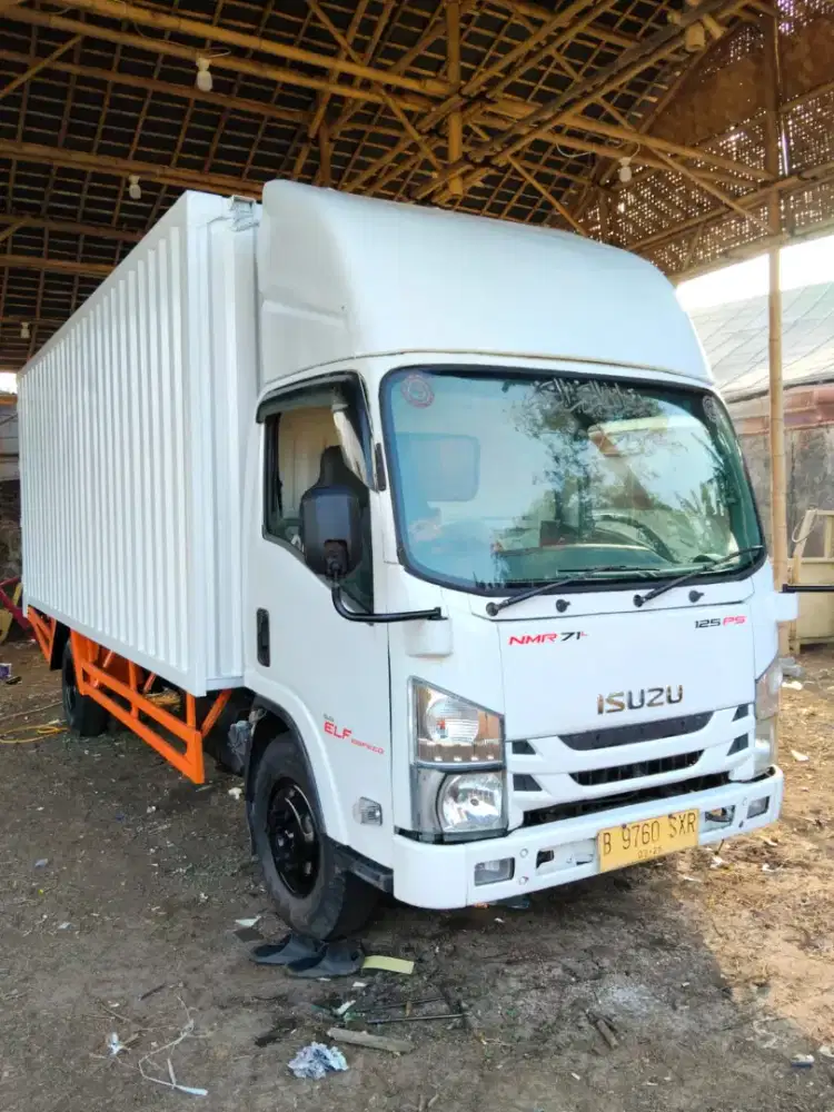 JUAL BELI MOBIL/TRUK SECOND