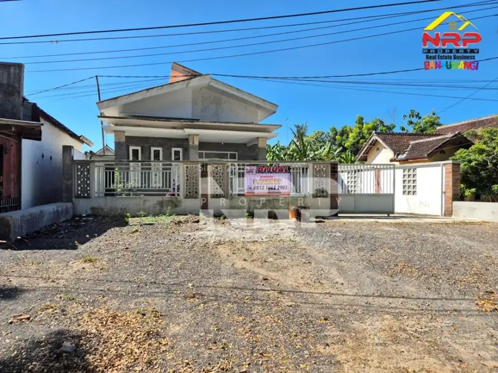 Dijual Bangunan Multifungsi Cocok untuk Klinik maupun Rumah di Tegaldlimo Banyuwangi
