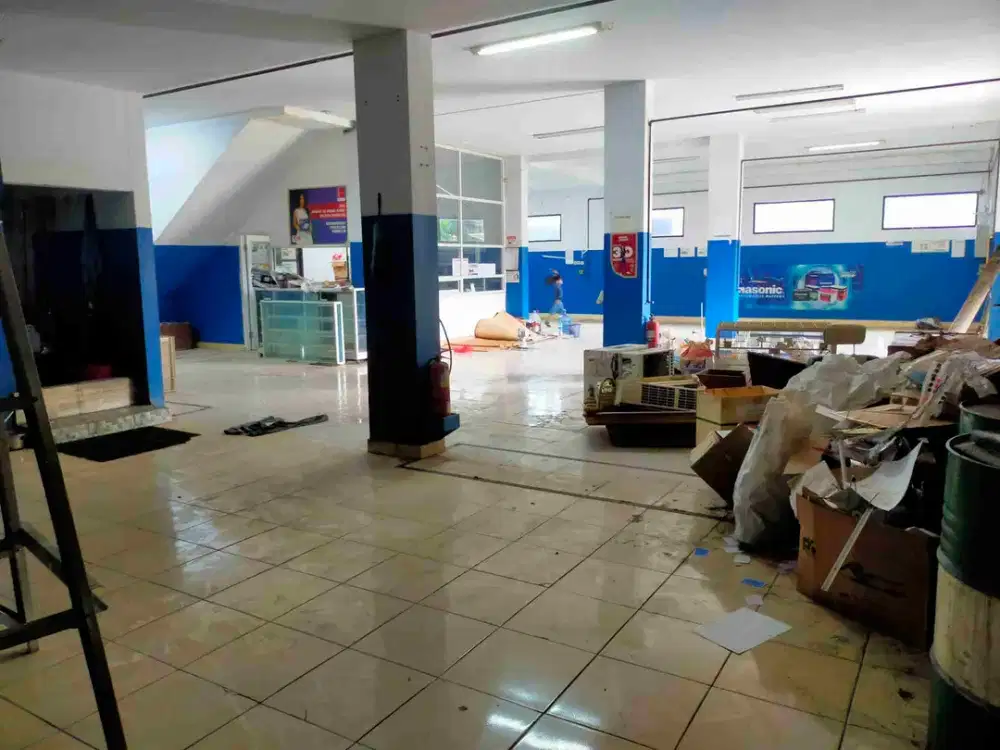 disewakan 4 ruko gandeng bisa untuk gudang