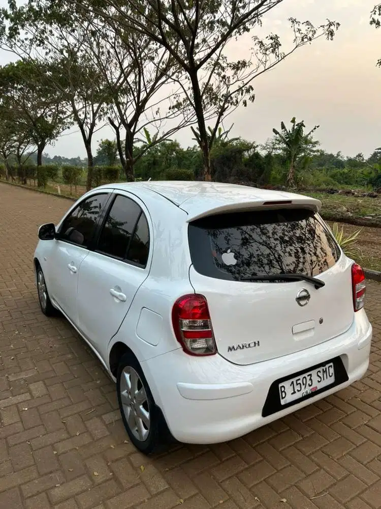 Nissan March 2013 Bensin