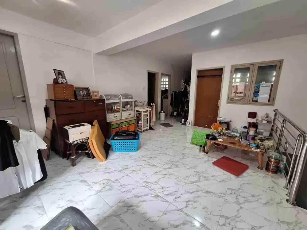 DIJUAL CEPAT RUMAH 2 LANTAI GUNUNG SAHARI
LOKASI SANGAT STRATEGIS