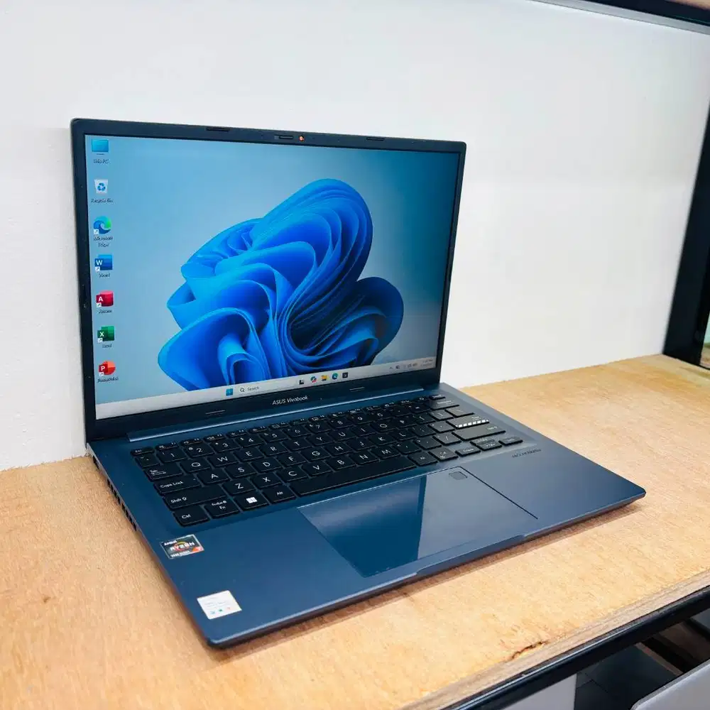 Laptop Asus M1403Q AMD Ryzen 7 -5800HS Ram 8gb DDR4 SSD 512GB