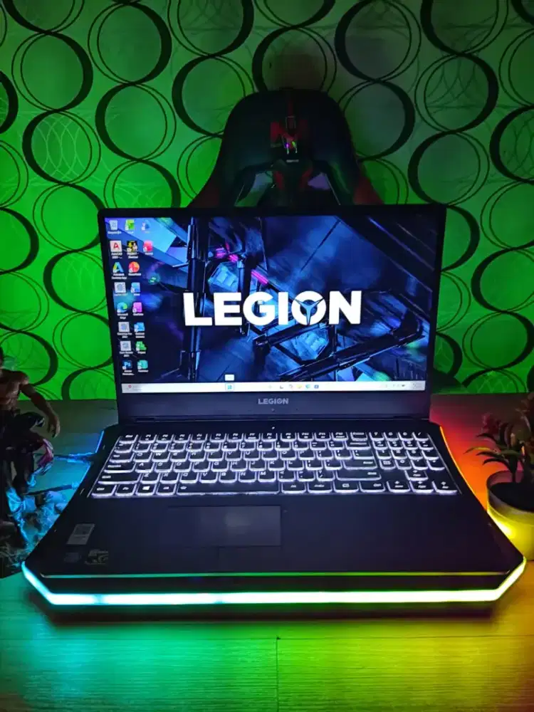 Laptop Lenovo Legion Core i7 RAM 16GB SSD+HDD Dual VGA Nvidia GTX