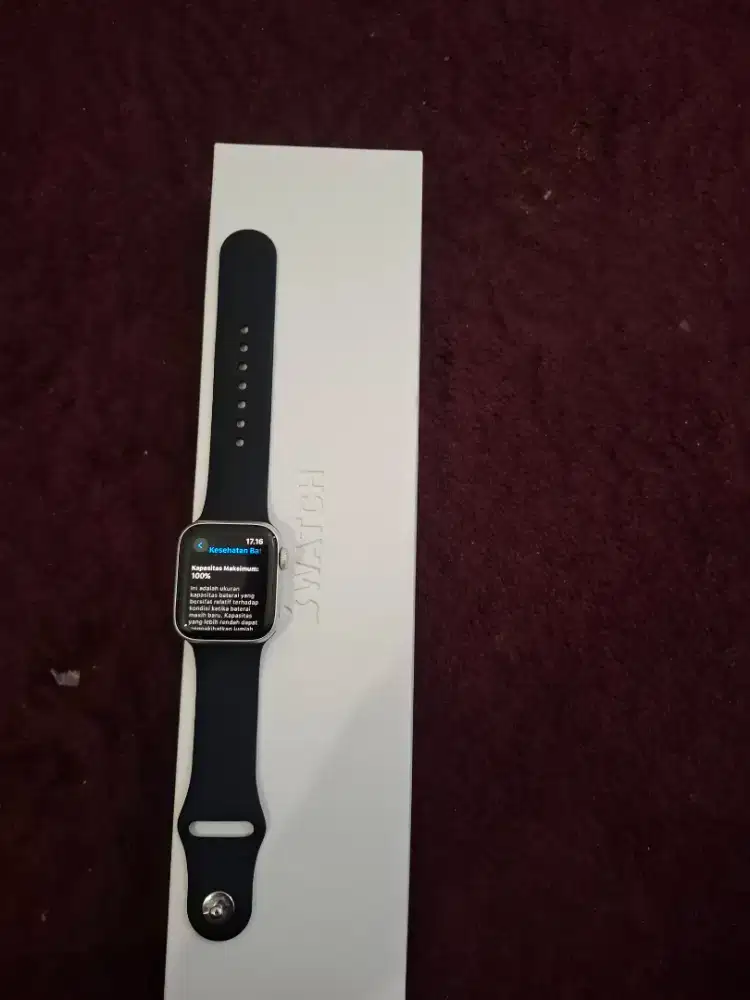Apple watch series 6 bh 100% like new 40mm
