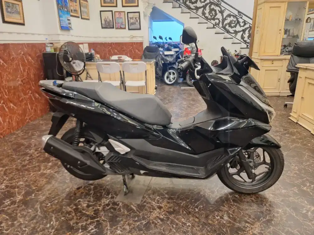 HUB CE KOM DP PROMO PCX 160 2026 MOTOR GRES KAYA BARU KM RENDAH