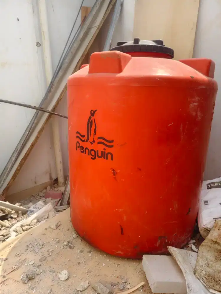 Toren Penguin 1050 L
