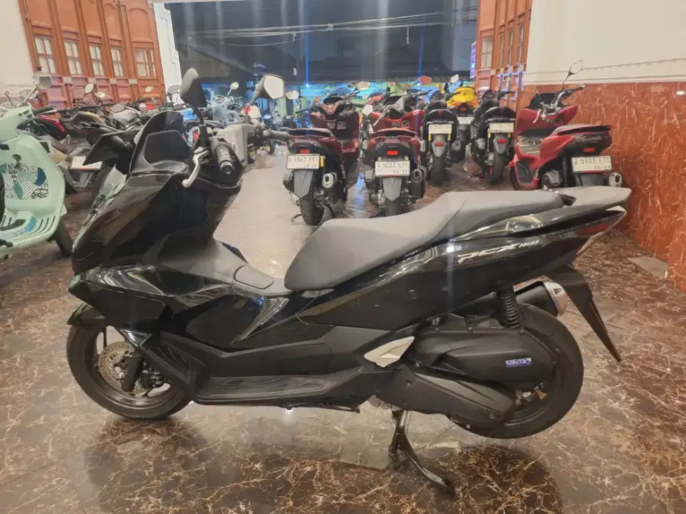 HUB CE KOM DP PROMO PCX 160 2026 MOTOR GRES KAYA BARU KM RENDAH