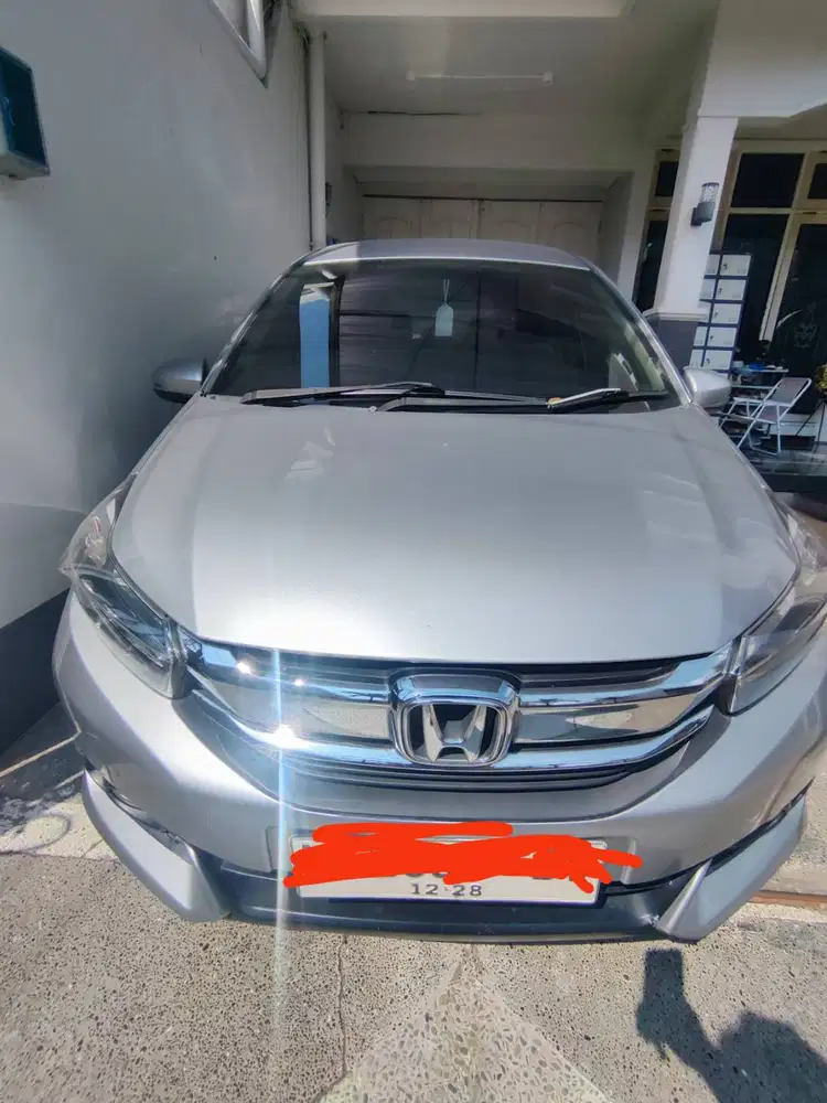 Dijual honda mobilio type E CVT AT 2017