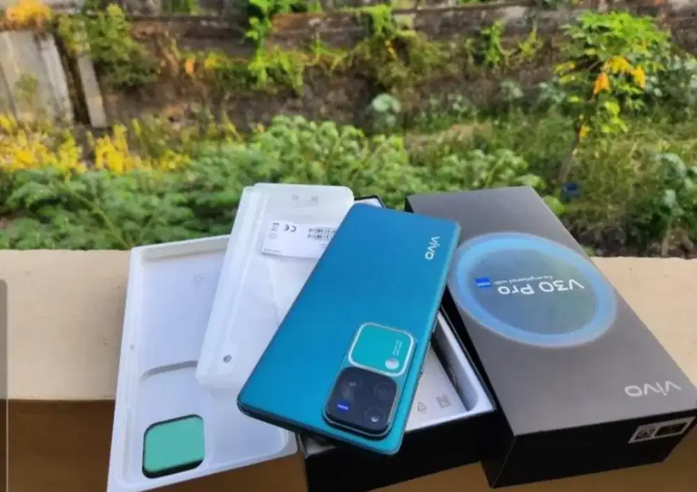 VIVO V30 PRO 5G 512 GB