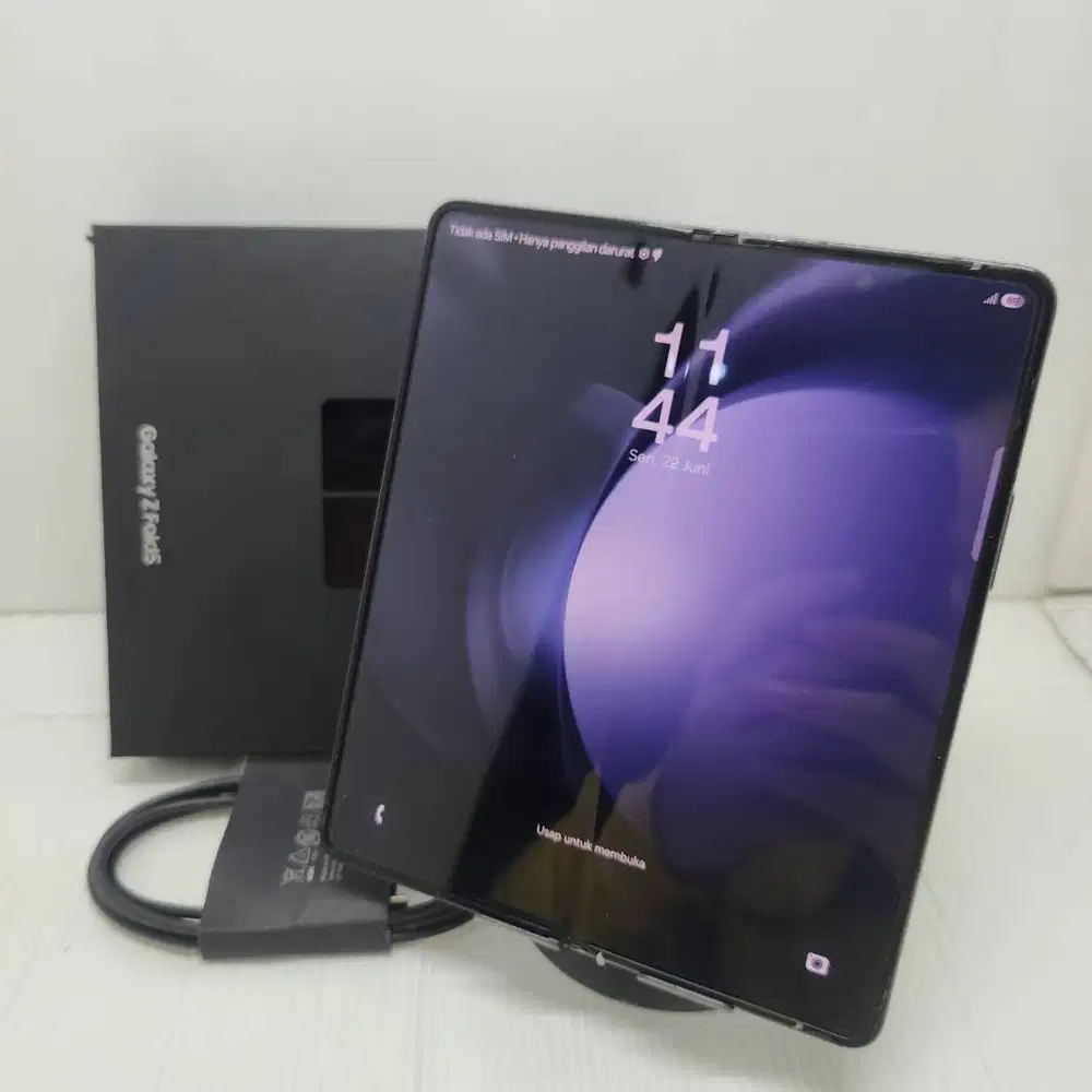 LIKE NEW 99% SAMSUNG GALAXY Z FOLD 5 5G 12/256 BLACK EX SEIN NO MINUS