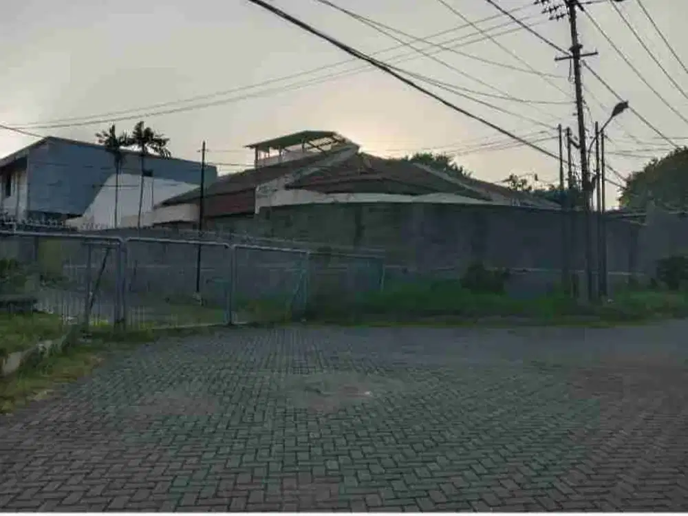 Dijual Rumah Hitung Tanah Letak Strategi Bintang Diponggo Surabaya